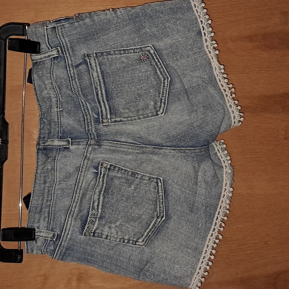 Cat & jack brand size xl denim shorts - Picture 2 of 2